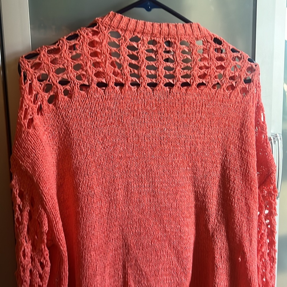 Buckle  peach color lightweight sweater top look at pictures for sizing